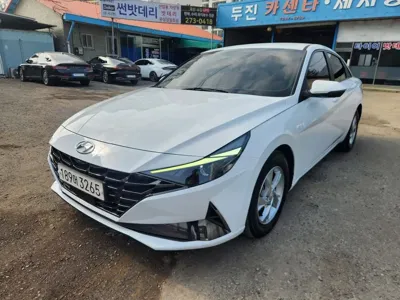 Hyundai Avante 2021, 92016 км, за 8725.55 USD