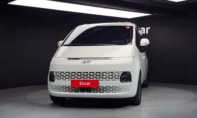 Hyundai Staria 2022, 36401 км, за 16198.3 USD