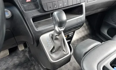 Hyundai Staria 2022, 36401 км, за 16198.3 USD - фото 9