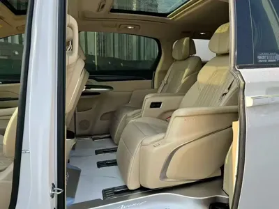 Buick GL8 2023, 43000 км, за 21777.09 USD - фото 8