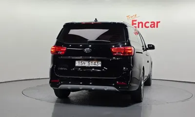 Kia Canival 2019, 57943 км, за 11487.46 USD
