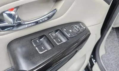 Kia Canival 2019, 57943 км, за 11395.45 USD - фото 12