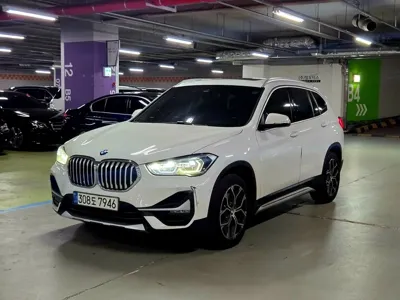 BMW X1 2021, 116012 км, за 14873.09 USD