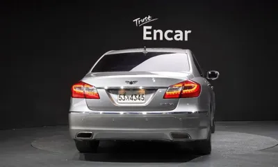 Hyundai Genesis 2012, 132661 км, за 3612.72 USD