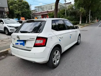 Skoda Fabia 2016, 90000 км, за 3785.54 USD