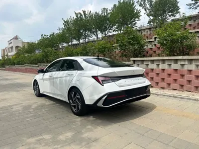 Hyundai Elantra 2023, 38000 км, за 13213.4 USD - фото 8