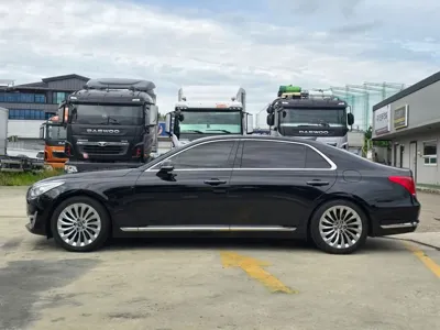 Genesis EQ900 2016, 112000 км, за 11661.24 USD