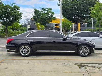 Genesis EQ900 2016, 112000 км, за 11661.24 USD
