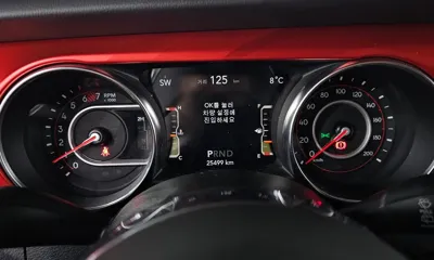 Jeep Wrangler 2021, 25499 км, за 27419.88 USD - фото 8