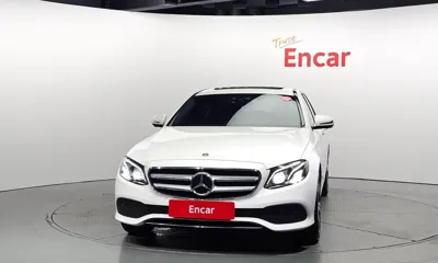 Mercedes-Benz E-Class 2017, 79656 км, за 17603.78 USD