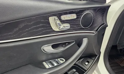 Mercedes-Benz E-Class 2017, 79656 км, за 17603.78 USD - фото 13