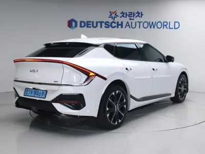 Kia EV6 2025, 39610 км, за 29473.55 USD