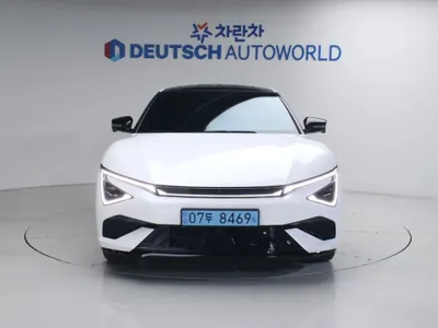 Kia EV6 2025, 39610 км, за 29473.55 USD