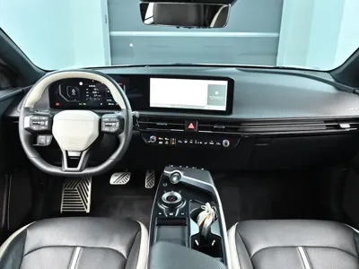 Kia EV6 2025, 39610 км, за 29473.55 USD - фото 7