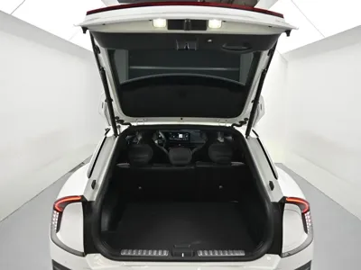 Kia EV6 2025, 39610 км, за 29473.55 USD - фото 19