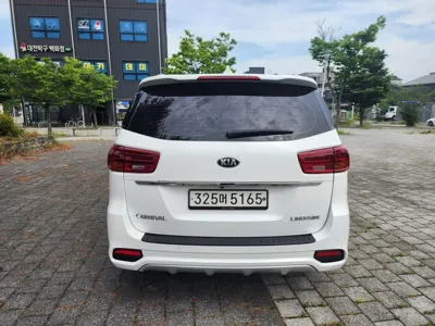 Kia Canival 2019, 134770 км, за 10814.34 USD