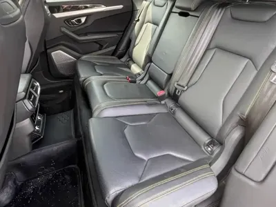Lamborghini Urus 2020, 70000 км, за 263385.12 USD