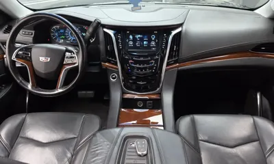 Cadillac Escalade 2018, 77022 км, за 21990.29 USD - фото 7