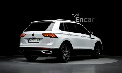 Volkswagen Tiguan 2023, 67116 км, за 21031.54 USD - фото 2