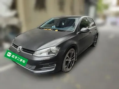 Volkswagen Golf 2015, 183700 км, за 5120.56 USD