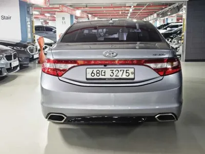 Hyundai Grandeur 2015, 114121 км, за 5534.93 USD