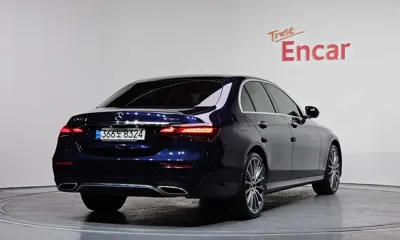 Mercedes-Benz E-Class 2022, 37232 км, за 30906.35 USD