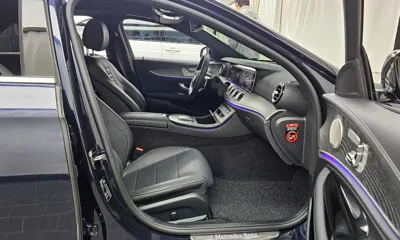 Mercedes-Benz E-Class 2022, 37232 км, за 30906.35 USD - фото 12