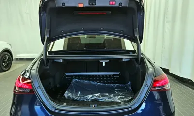 Mercedes-Benz E-Class 2022, 37232 км, за 30906.35 USD - фото 21