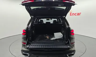 BMW X5 2026, 11824 км, за 81396.07 USD - фото 32