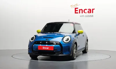 MINI Cooper 2024, 40834 км, за 17395.3 USD