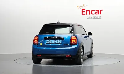 MINI Cooper 2024, 40834 км, за 17395.3 USD