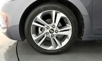Hyundai Avante 2018, 47022 км, за 7680.19 USD