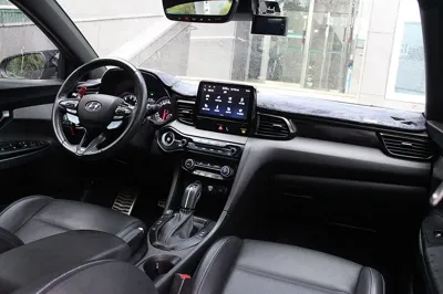 Hyundai Veloster 2023, 29000 км, за 16279.38 USD - фото 7