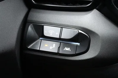 Hyundai Veloster 2023, 29000 км, за 16279.38 USD - фото 8