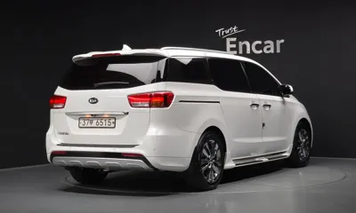 Kia Canival 2018, 77695 км, за 10437.18 USD