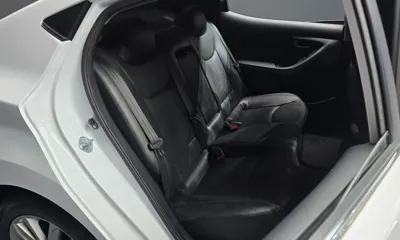 Hyundai Avante 2016, 53044 км, за 5448.34 USD - фото 11