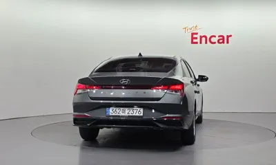 Hyundai Avante 2022, 39065 км, за 15032.17 USD