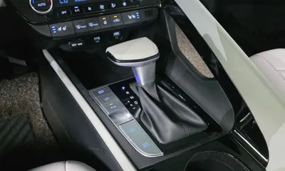 Hyundai Avante 2022, 39065 км, за 14911.76 USD - фото 9
