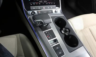 Audi A6 2023, 24042 км, за 24303.72 USD - фото 9