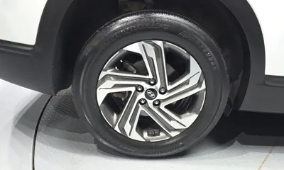 Hyundai Santafe 2021, 104906 км, за 11709.61 USD