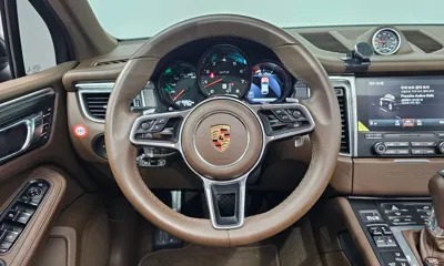 Porsche Macan 2018, 65824 км, за 31180.26 USD - фото 13
