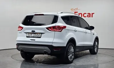 Ford Kuga 2016, 64866 км, за 7205.19 USD