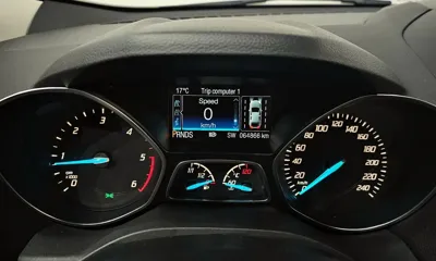 Ford Kuga 2016, 64866 км, за 7205.19 USD - фото 8