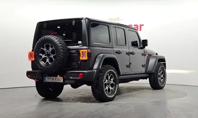 Jeep Wrangler 2018, 130423 км, за 20416.25 USD