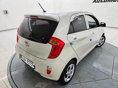 Kia Morning 2012, 153965 км, за 1947.88 USD