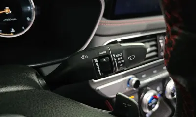 Genesis G70 2021, 26664 км, за 20316.46 USD - фото 31