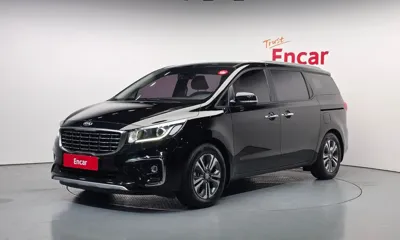 Kia Canival · 2020 год
