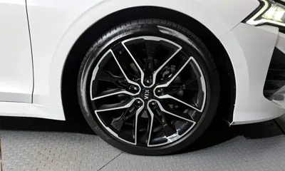 Kia K5 2021, 56768 км, за 12950.11 USD
