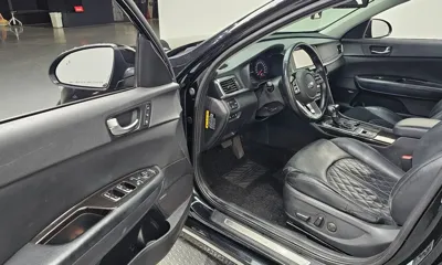 Kia K5 2019, 183621 км, за 7152.31 USD - фото 11