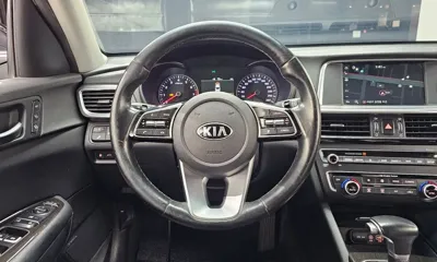 Kia K5 2019, 183621 км, за 7152.31 USD - фото 13